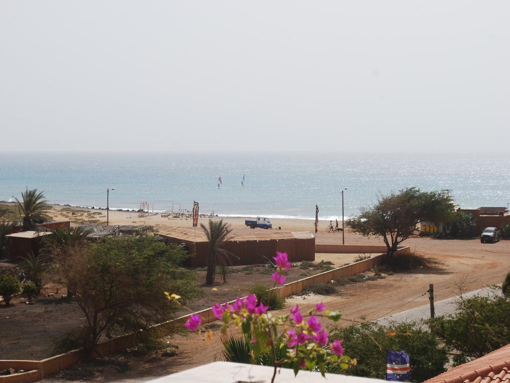 Surf House Cabo Verde ซังตามาเรีย ภายนอก รูปภาพ